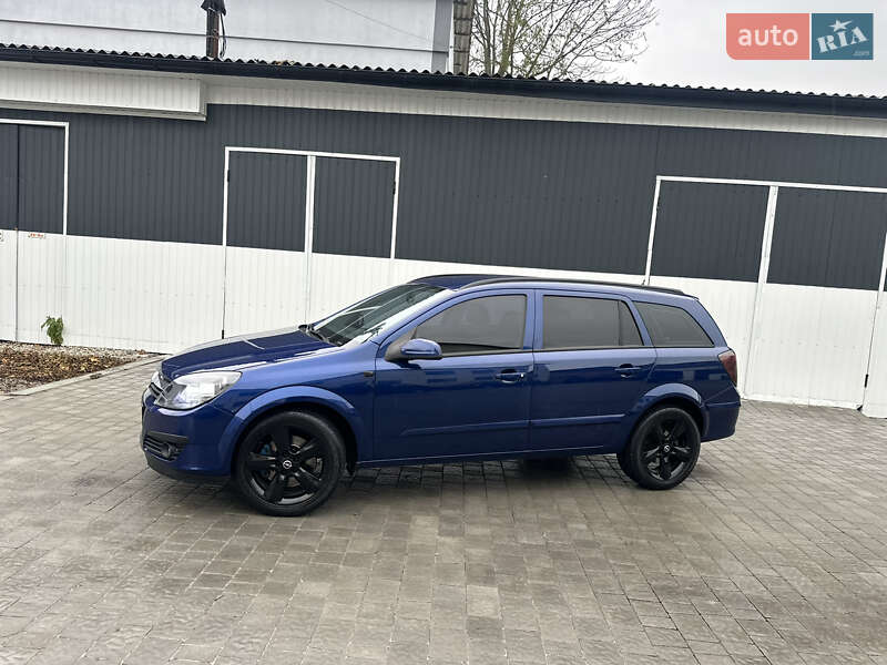 Универсал Opel Astra 2005 в Коломые