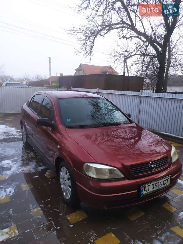 Хэтчбек Opel Astra 2000 в Коломые