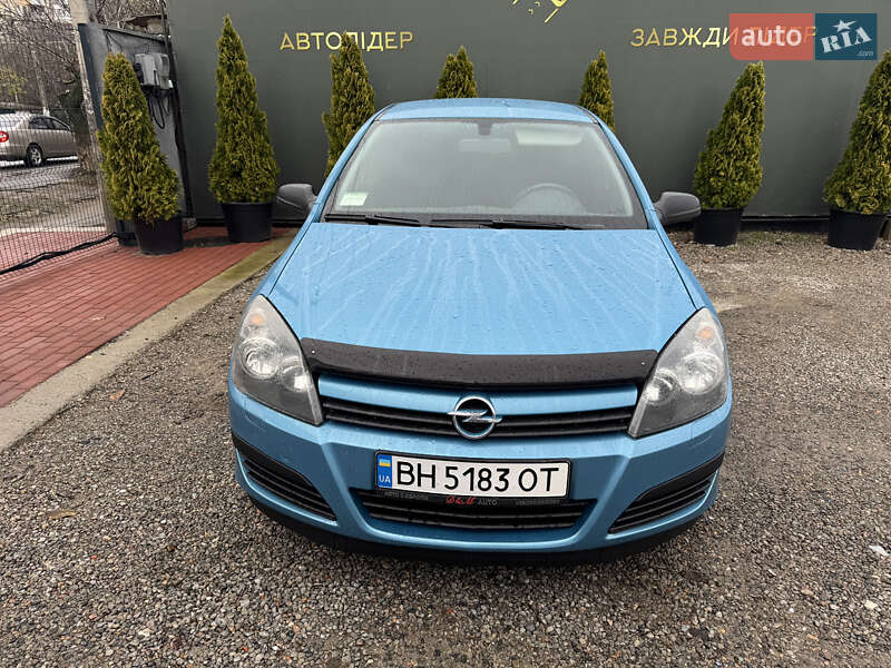 Хэтчбек Opel Astra 2005 в Одессе