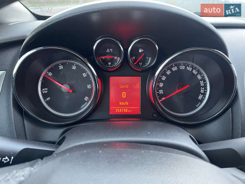 Универсал Opel Astra 2011 в Виннице фото 13 Универсал Opel Astra 2011 в Виннице