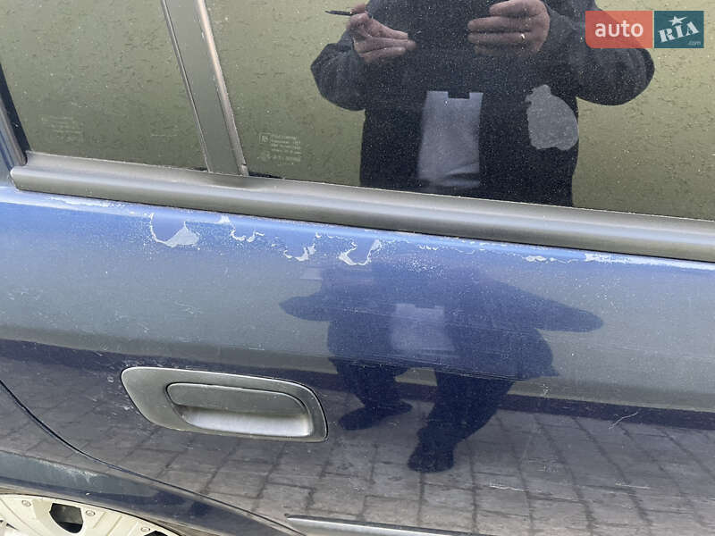 Седан Opel Astra 2005 в Житомире фото 7 Седан Opel Astra 2005 в Житомире