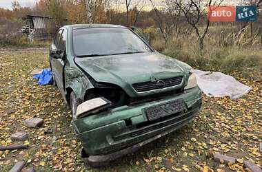 Седан Opel Astra 2004 в Луцке