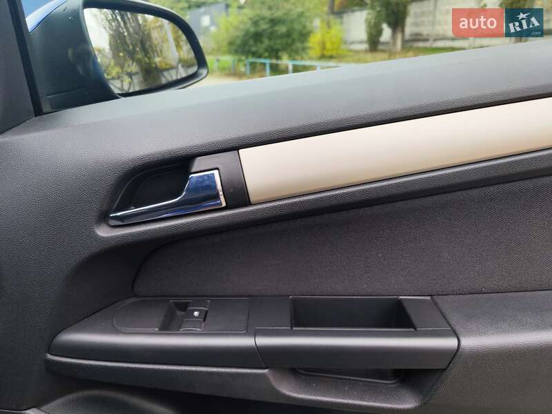 Универсал Opel Astra 2008 в Киеве фото 41 Универсал Opel Astra 2008 в Киеве