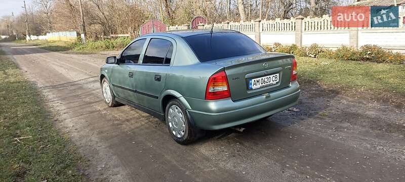 Седан Opel Astra 2008 в Житомирі
