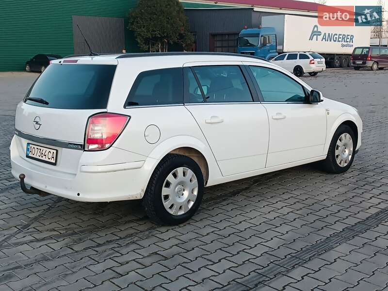 Універсал Opel Astra 2010 в Хусті фото 9 Універсал Opel Astra 2010 в Хусті