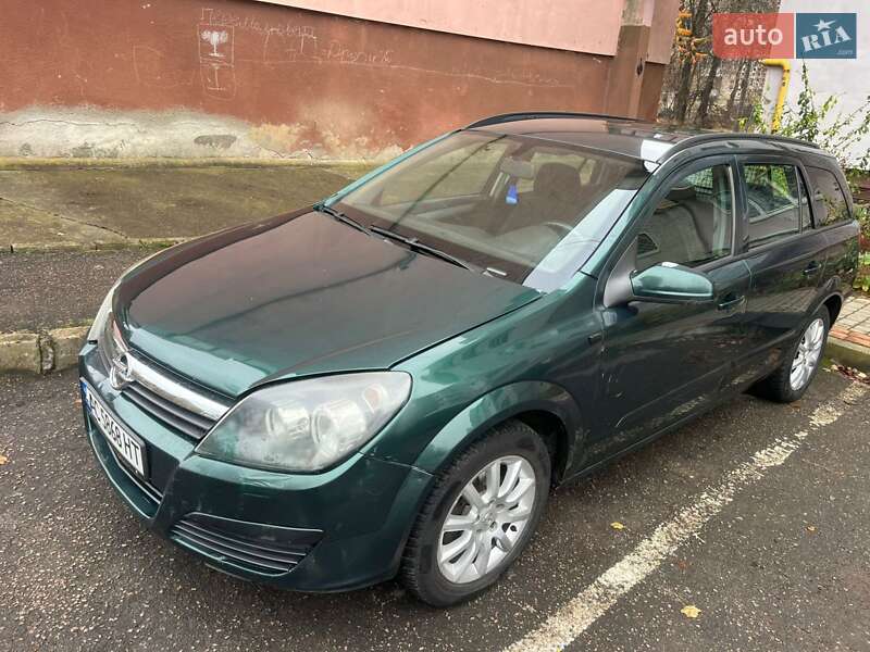 Універсал Opel Astra 2005 в Луцьку