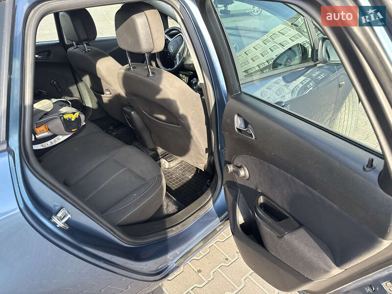 Универсал Opel Astra 2012 в Киеве фото 12 Универсал Opel Astra 2012 в Киеве