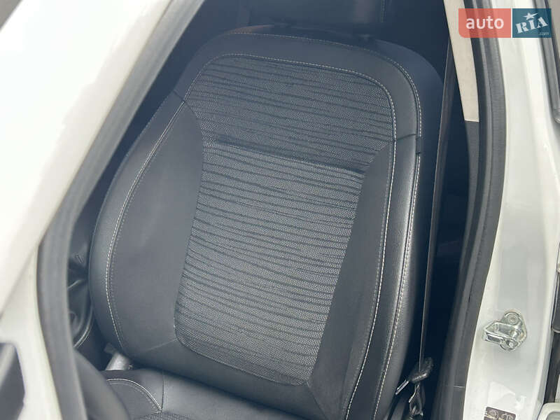 Седан Opel Astra 2017 в Мукачевому фото 20 Седан Opel Astra 2017 в Мукачевому