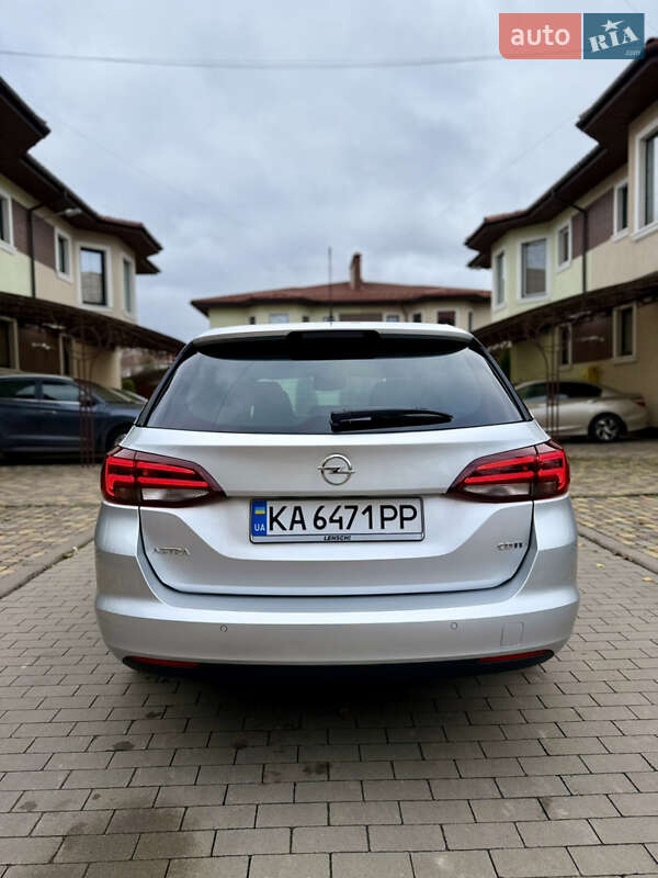 Універсал Opel Astra 2018 в Києві