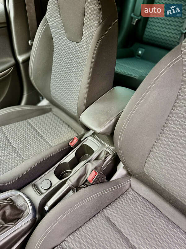 Універсал Opel Astra 2018 в Києві