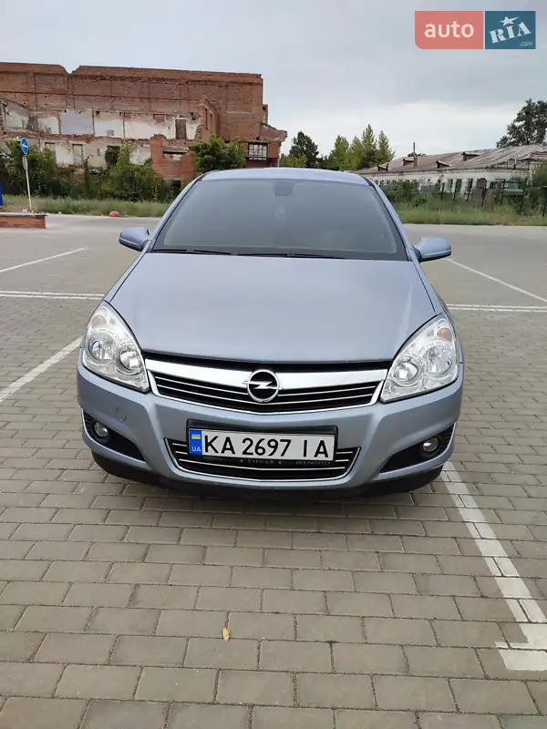Opel Astra 2008