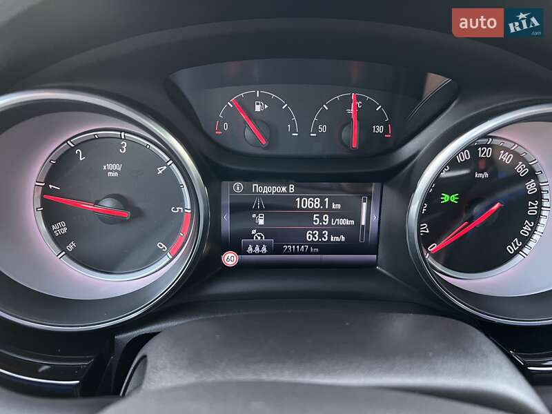 Універсал Opel Astra 2016 в Черкасах