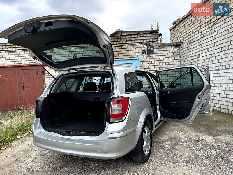 Универсал Opel Astra 2009 в Николаеве фото 41 Универсал Opel Astra 2009 в Николаеве