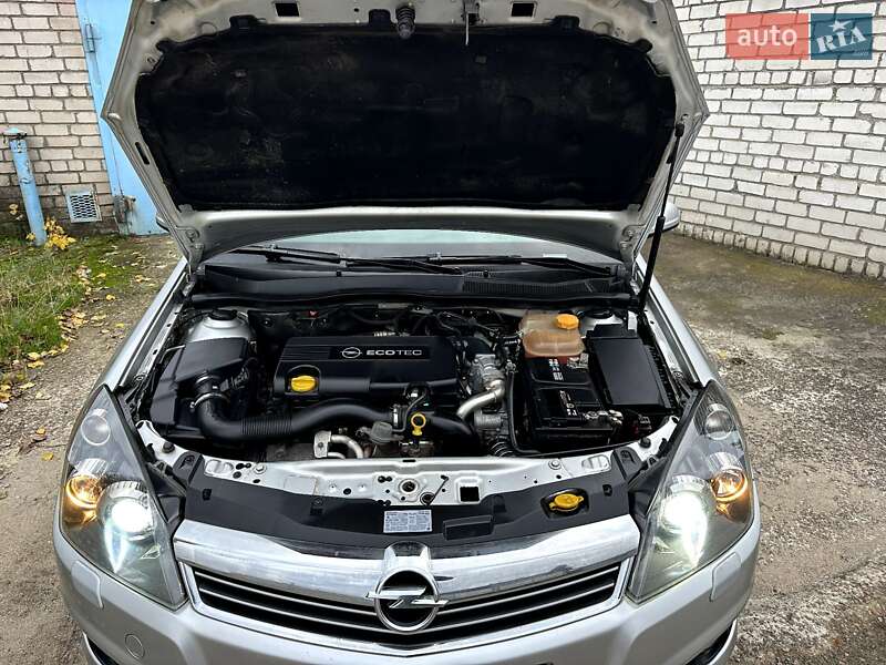 Универсал Opel Astra 2009 в Николаеве фото 44 Универсал Opel Astra 2009 в Николаеве
