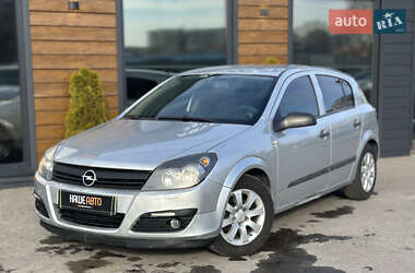 Хэтчбек Opel Astra 2005 в Шептицькому