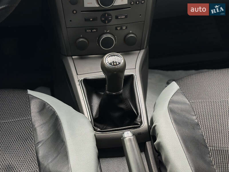 Хэтчбек Opel Astra 2005 в Шептицькому фото 36 Хэтчбек Opel Astra 2005 в Шептицькому