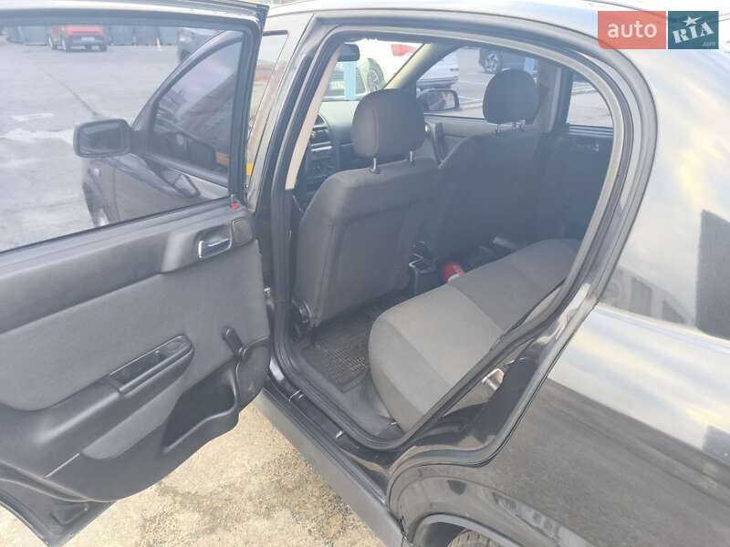 Седан Opel Astra 2005 в Харькове