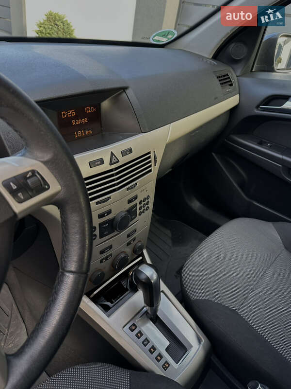 Универсал Opel Astra 2008 в Перемышлянах