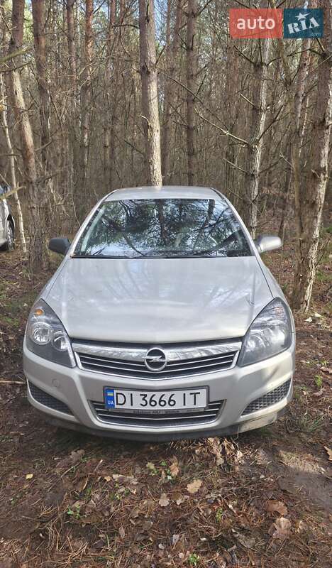 Універсал Opel Astra 2009 в Кролевці фото 11 Універсал Opel Astra 2009 в Кролевці