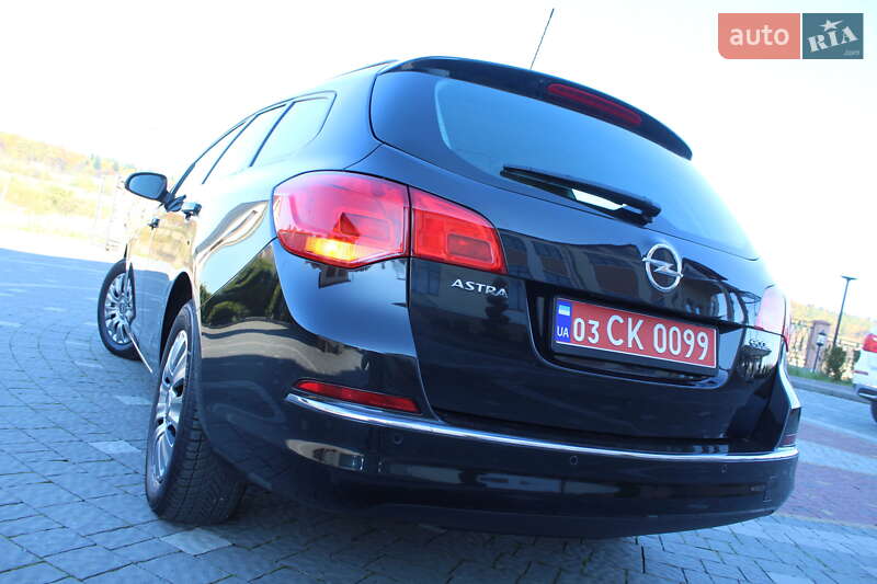 Универсал Opel Astra 2015 в Дрогобыче фото 9 Универсал Opel Astra 2015 в Дрогобыче