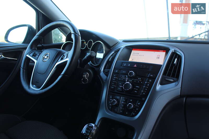 Универсал Opel Astra 2015 в Дрогобыче фото 99 Универсал Opel Astra 2015 в Дрогобыче