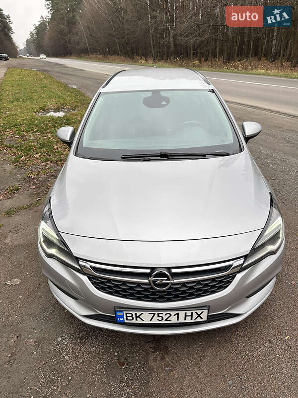 Універсал Opel Astra 2017 в Костопілі