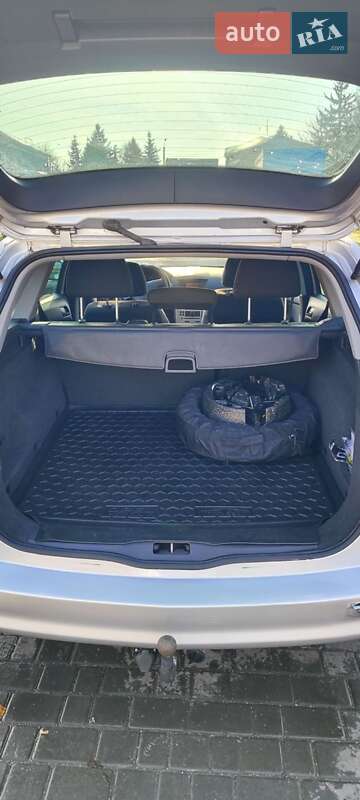 Универсал Opel Astra 2010 в Киеве