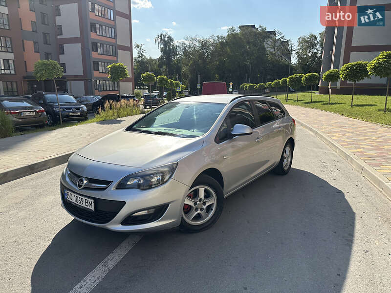 Opel Astra 2013 Opel Astra 2013