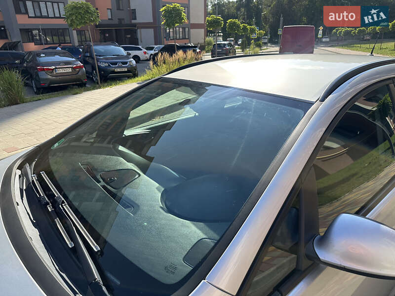 Универсал Opel Astra 2013 в Тернополе