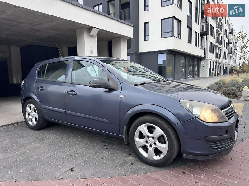Хэтчбек Opel Astra 2006 в Ровно фото 13 Хэтчбек Opel Astra 2006 в Ровно