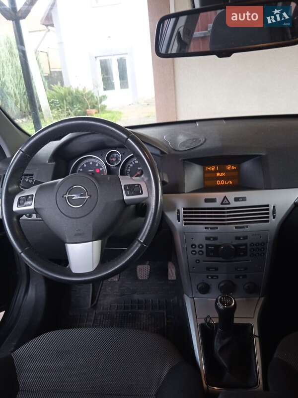 Універсал Opel Astra 2009 в Бучачі