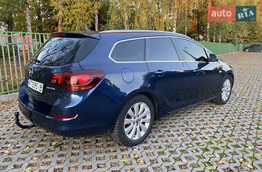 Универсал Opel Astra 2012 в Ивано-Франковске
