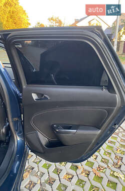 Универсал Opel Astra 2012 в Ивано-Франковске