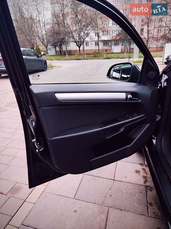 Універсал Opel Astra 2010 в Білій Церкві фото 26 Універсал Opel Astra 2010 в Білій Церкві