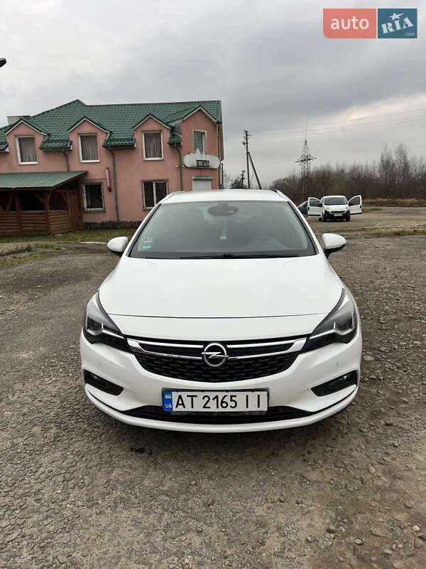 Универсал Opel Astra 2016 в Рожнятове