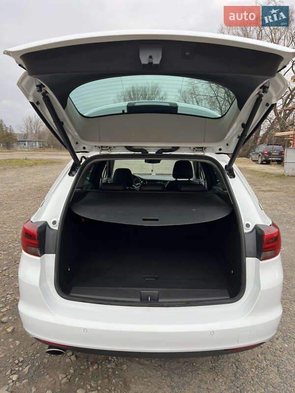 Универсал Opel Astra 2016 в Рожнятове