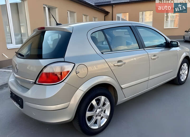 Хэтчбек Opel Astra 2005 в Днепре фото 4 Хэтчбек Opel Astra 2005 в Днепре