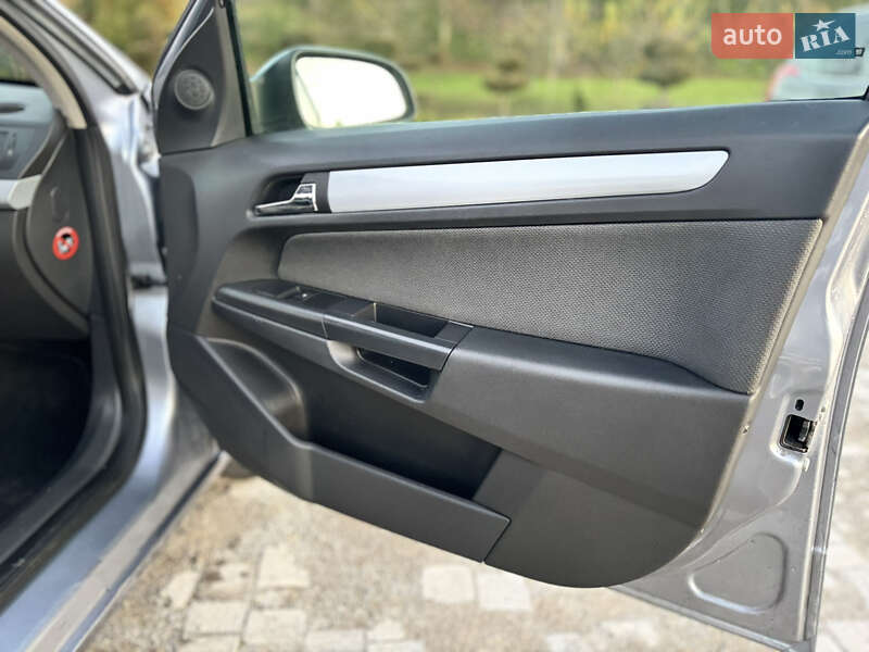 Універсал Opel Astra 2005 в Тернополі фото 45 Універсал Opel Astra 2005 в Тернополі