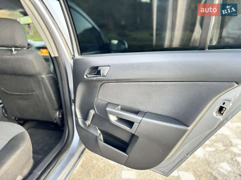 Універсал Opel Astra 2005 в Тернополі фото 48 Універсал Opel Astra 2005 в Тернополі