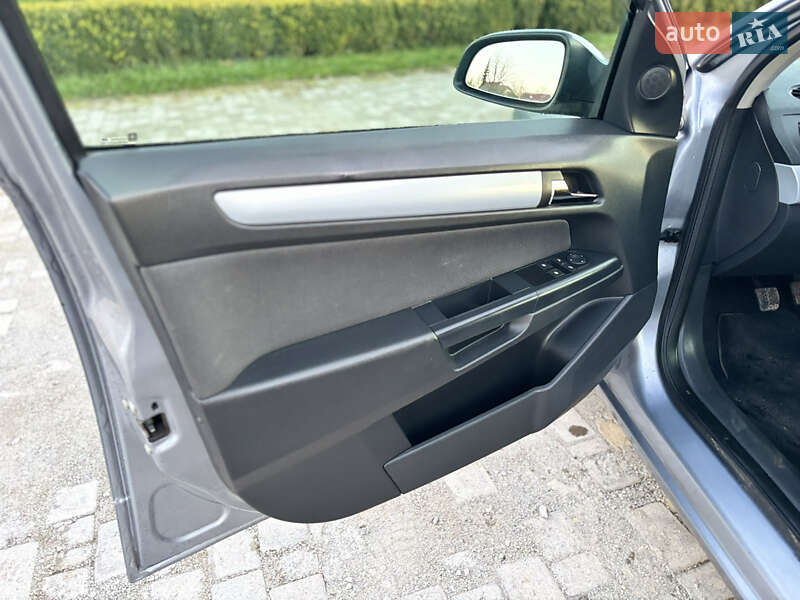 Універсал Opel Astra 2005 в Тернополі фото 64 Універсал Opel Astra 2005 в Тернополі