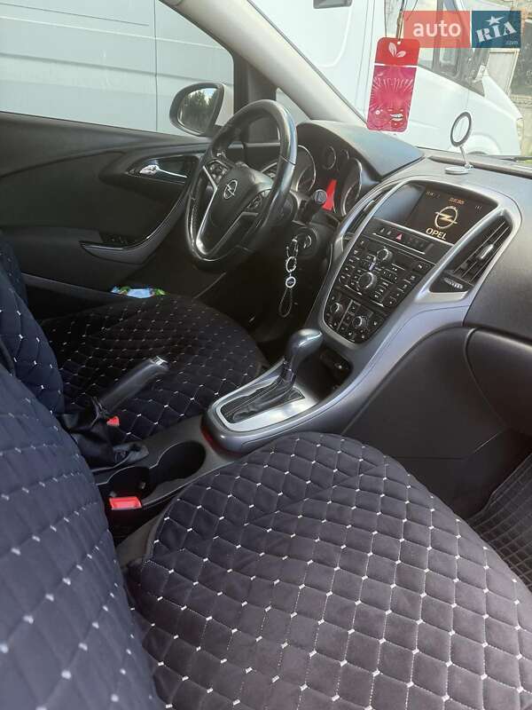 Универсал Opel Astra 2012 в Каменец-Подольском