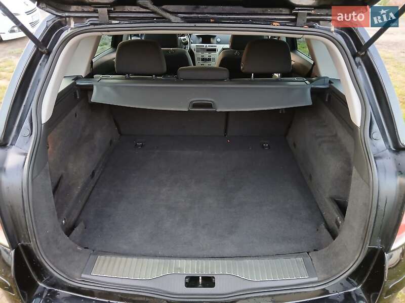 Универсал Opel Astra 2008 в Луцке