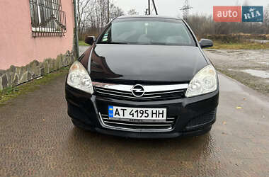Хетчбек Opel Astra 2008 в Рожнятові