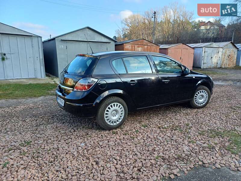 Хетчбек Opel Astra 2009 в Сумах