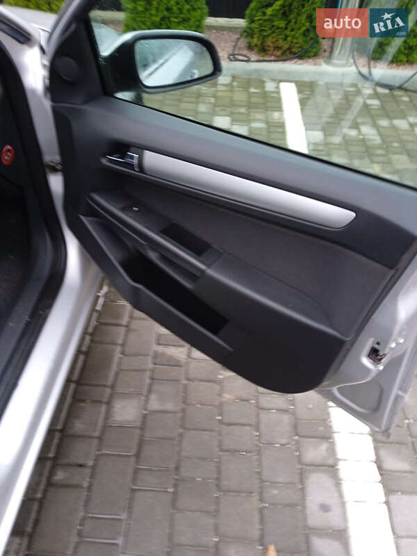 Універсал Opel Astra 2009 в Звягелі фото 5 Універсал Opel Astra 2009 в Звягелі