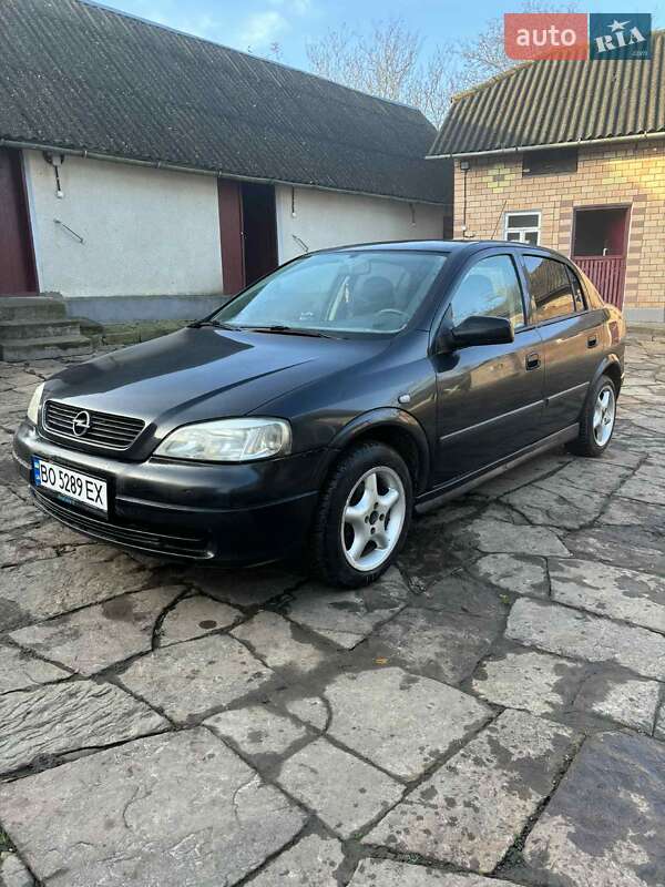Седан Opel Astra 1998 в Чорткове