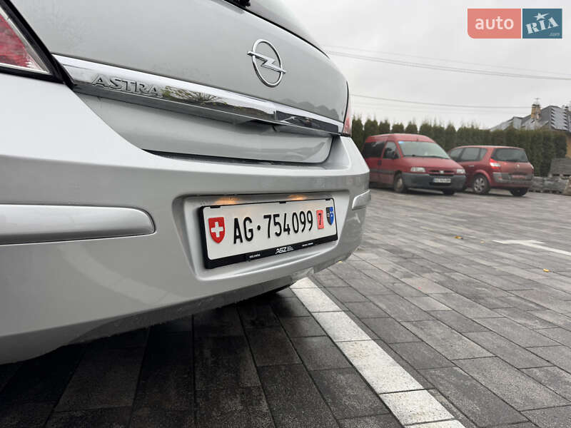 Хетчбек Opel Astra 2009 в Луцьку фото 35 Хетчбек Opel Astra 2009 в Луцьку