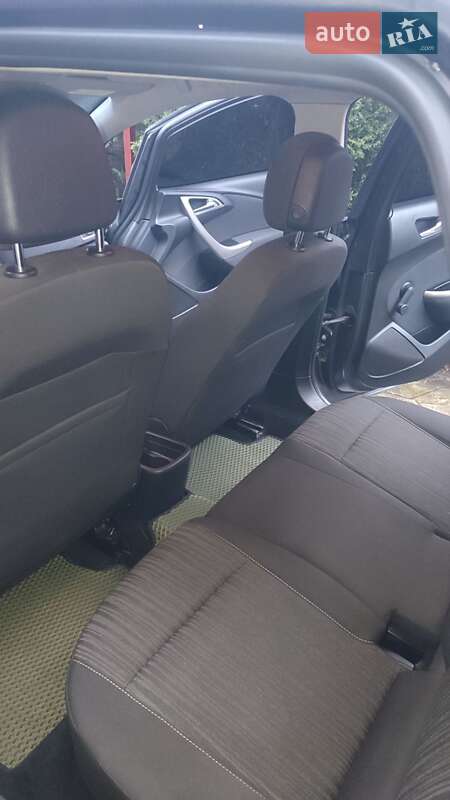 Универсал Opel Astra 2011 в Ивано-Франковске фото 7 Универсал Opel Astra 2011 в Ивано-Франковске