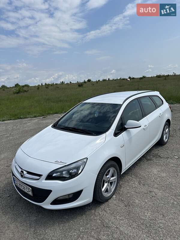 Універсал Opel Astra 2016 в Чернівцях фото 6 Універсал Opel Astra 2016 в Чернівцях