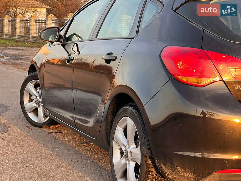 Хетчбек Opel Astra 2009 в Корсунь-Шевченківському